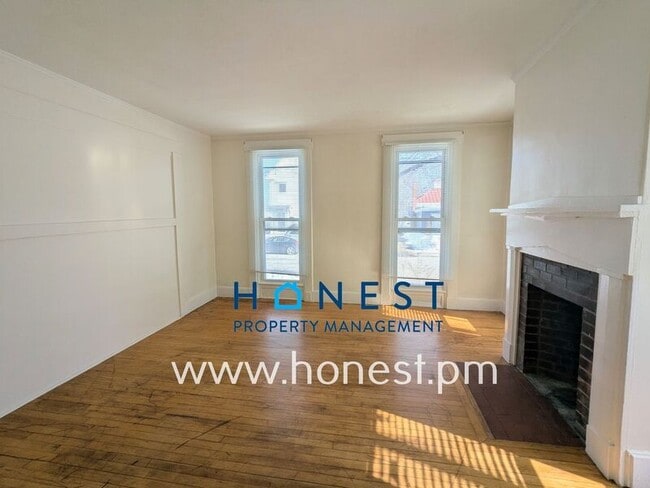 Building Photo - 30 Sewall St