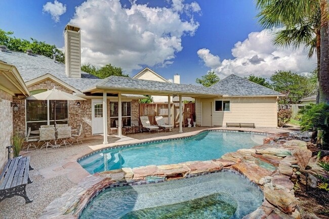 Building Photo - 5307 Summerland Ridge Ct