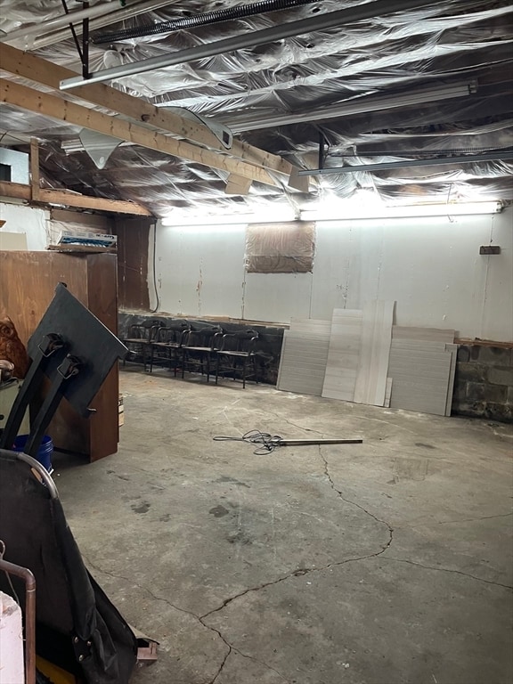 Building Photo - 93 Cedar Hill Rd