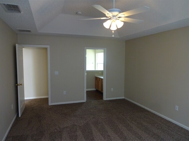 Building Photo - 490 Mackenzie Cir