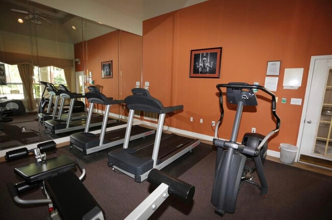 Building Photo - 1330 Old Spanish Trl