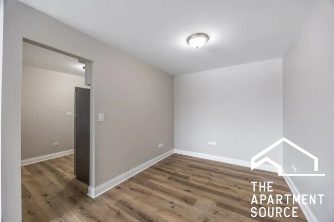 Building Photo - 110 N Kenilworth Ave