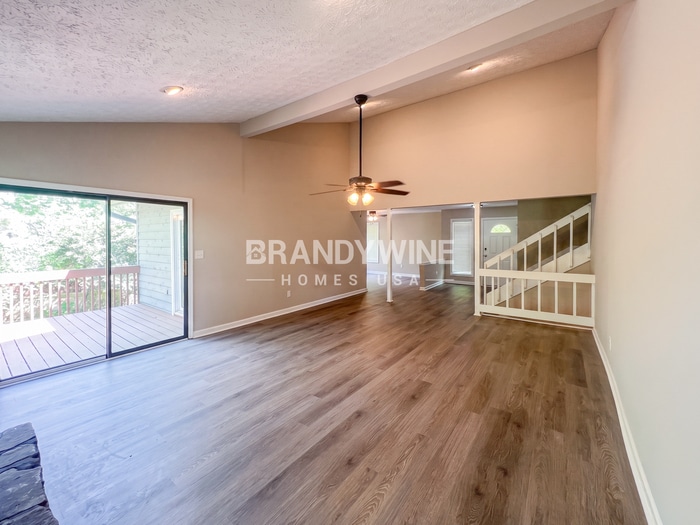 Building Photo - 1704 Hickory Grove Trail NW