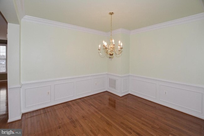 Building Photo - 43088 Shadow Terrace