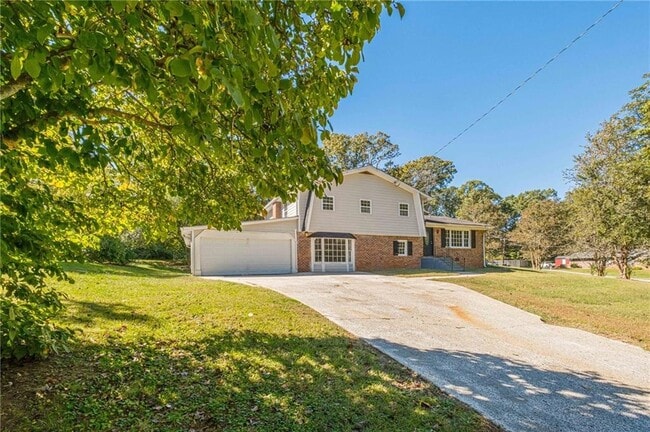 Building Photo - 1798 Dogwood Ct SW