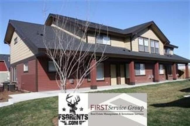 Building Photo - 9938 W Rosecroft Ct