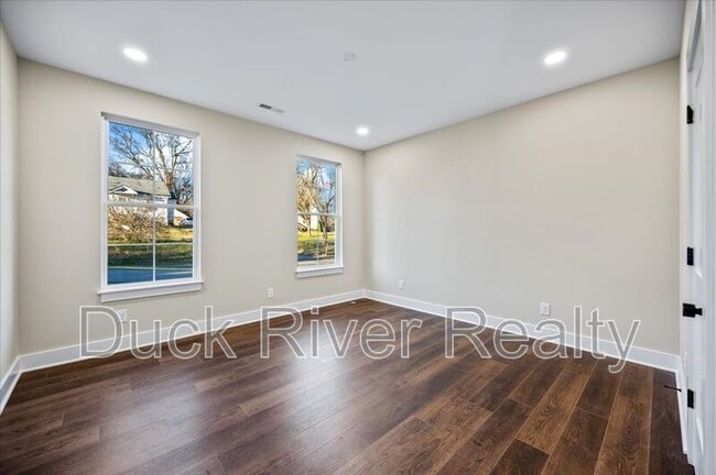 Building Photo - 119 Westover Dr