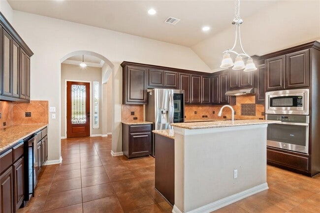 Building Photo - 12208 Fairway Cove