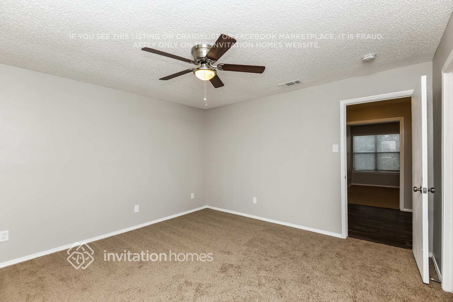 Building Photo - 422 Dawn Dr