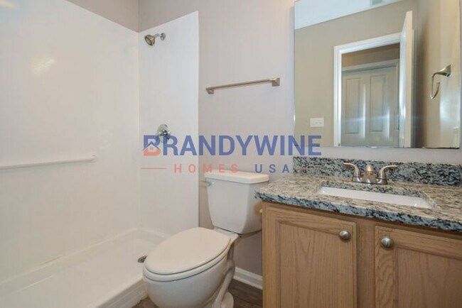 Building Photo - $500 OFF 1st Month’s Rent! No Application ...