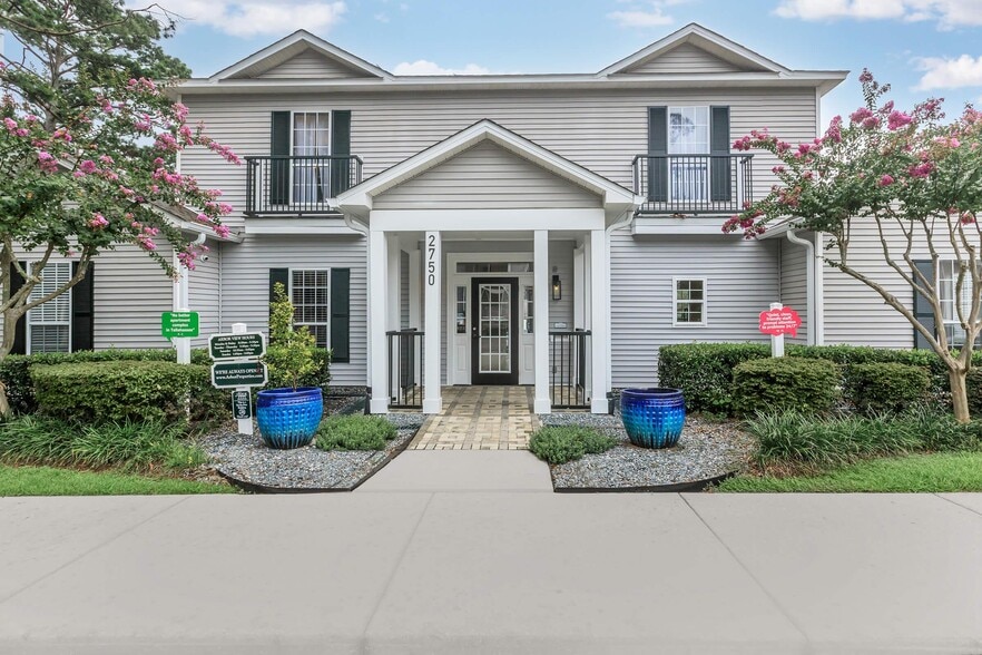 Primary Photo - Arbor View