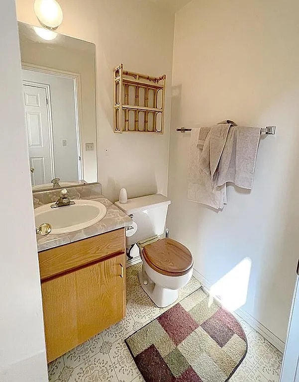 Building Photo - 1213 Charlton Ave