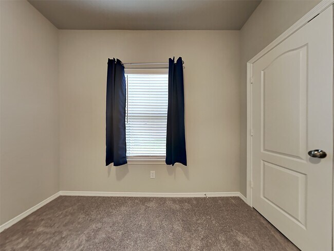 Building Photo - 25554 Northpark Spruce Dr