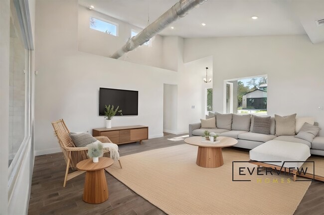 Building Photo - 3006 Dew Drop