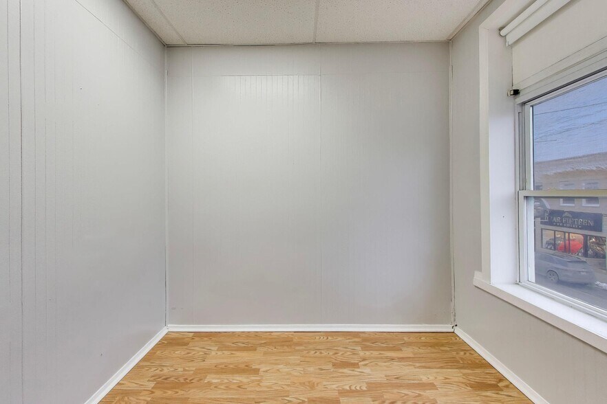 Building Photo - 3744 W 26th St