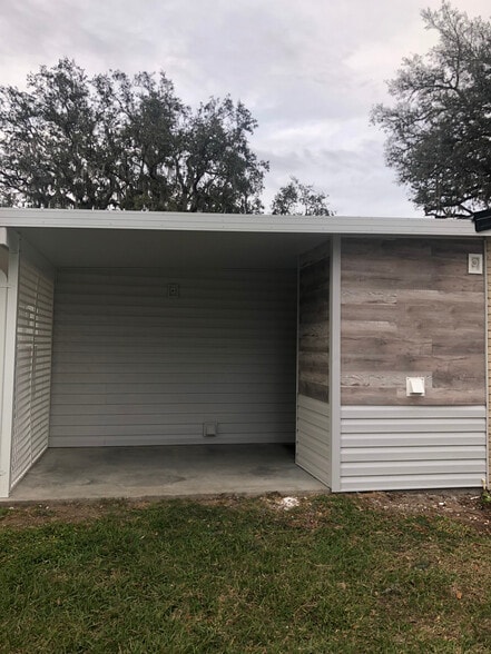 Building Photo - 2020 Lee Dr