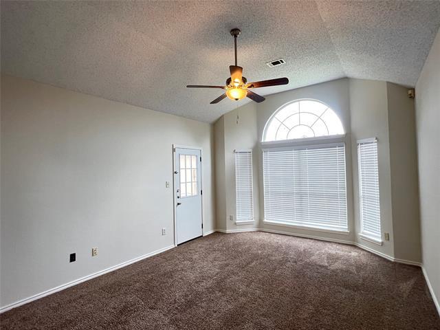 Building Photo - 723 Sumner Dr