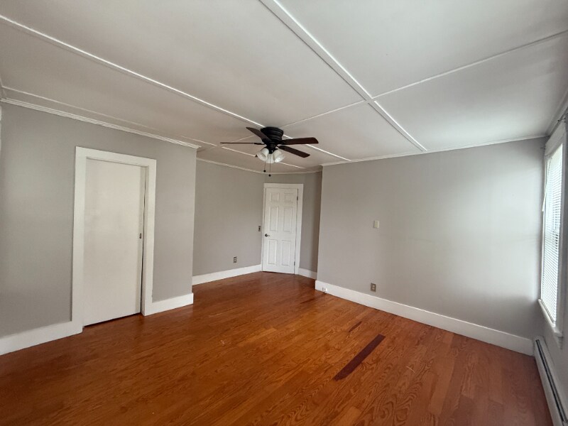 Building Photo - 71 Keeley St