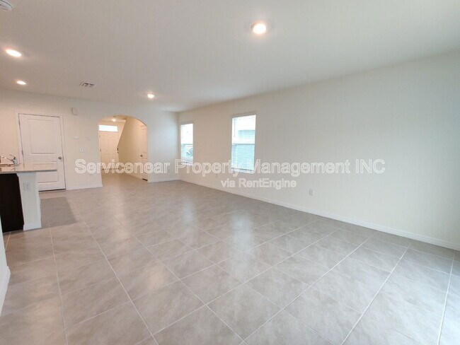 Building Photo - 32614 Canyonlands Dr