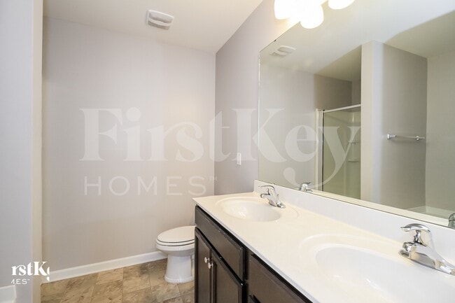 Building Photo - 1655 Haddington Point Dr