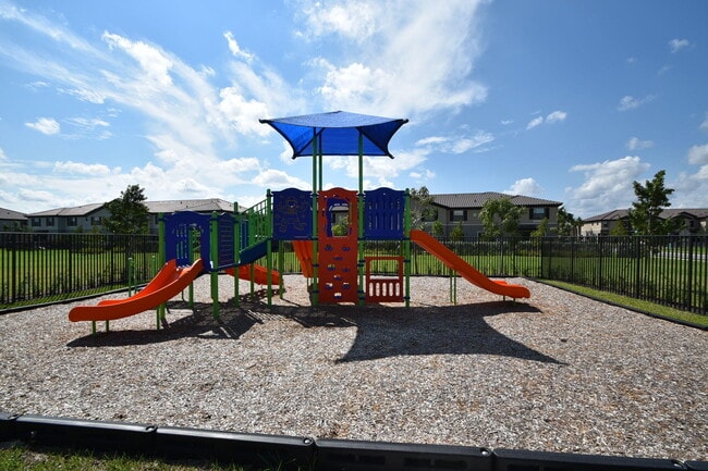 Building Photo - 12994 Anthorne Ln