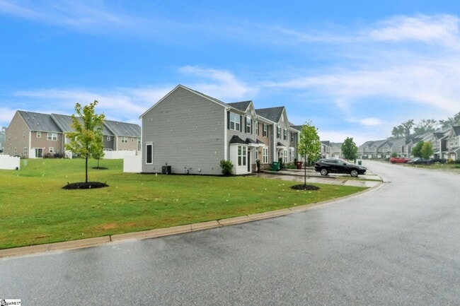 Building Photo - 574 Preakness Run