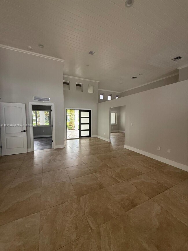 Building Photo - 17610 SW 80th Ct