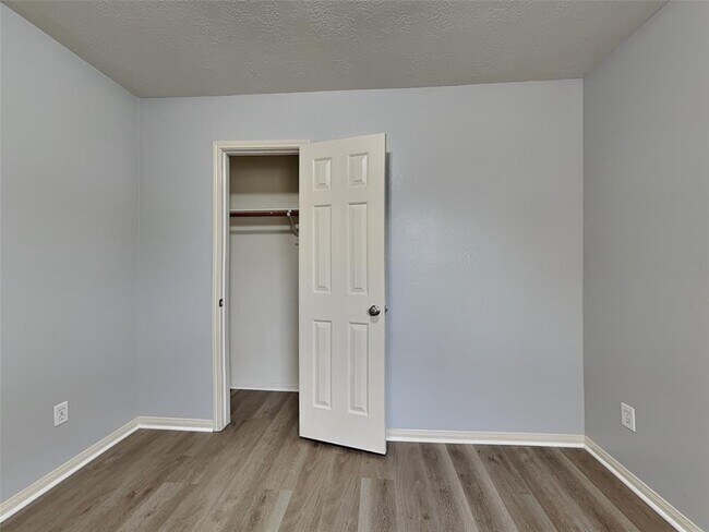Building Photo - 12323 Westlock Dr