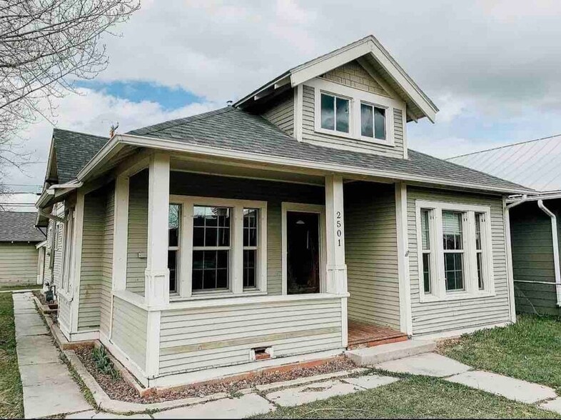 Building Photo - 2501 Harvard Ave