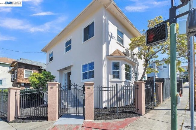 Building Photo - 3300 Harrison St