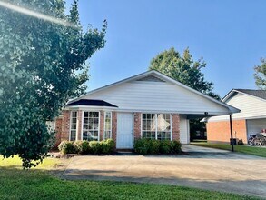 Building Photo - Rockcreek Dr #3 &amp; 355 Mathis