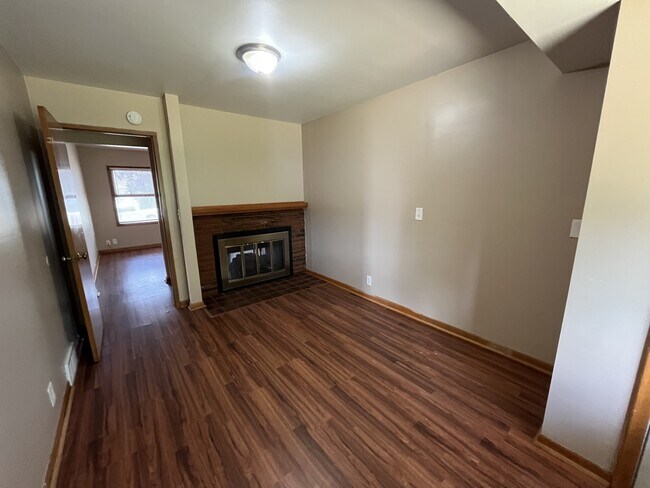 Building Photo - 4018 Redick Ave