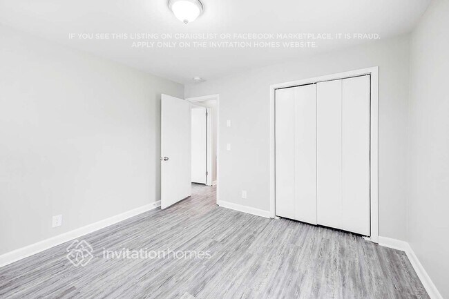 Building Photo - 640 Des Moines Dr