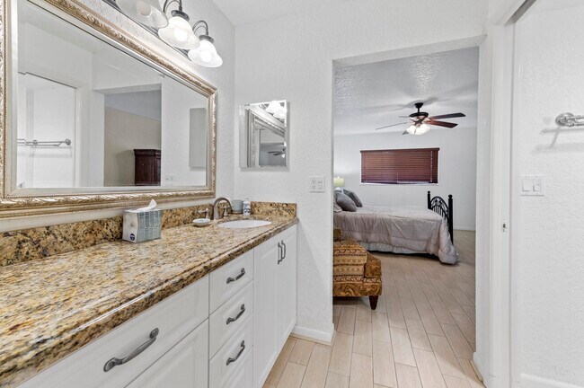 Building Photo - 15075 Witney Rd