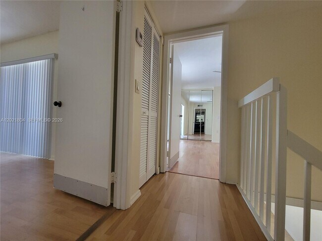 Building Photo - 3227 32nd Way