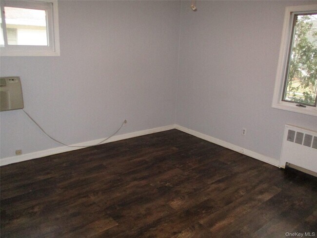 Building Photo - 99 N Strathmore St