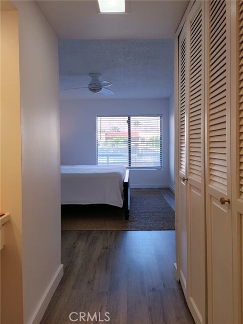 Building Photo - 1421 N Sunrise Way