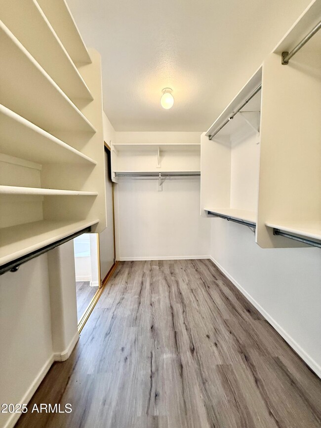 Building Photo - 1782 E Oakland St