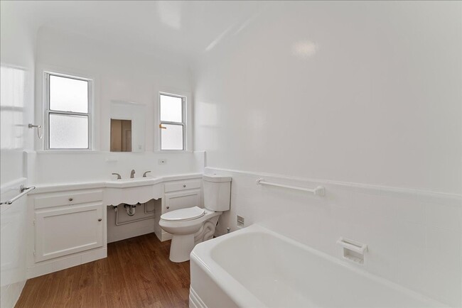 Building Photo - 335 N Genesee Ave