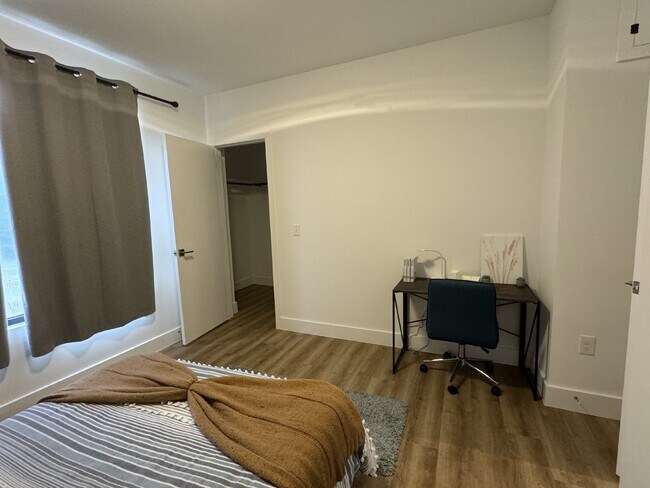 Building Photo - Available Furnished or Unfurnished