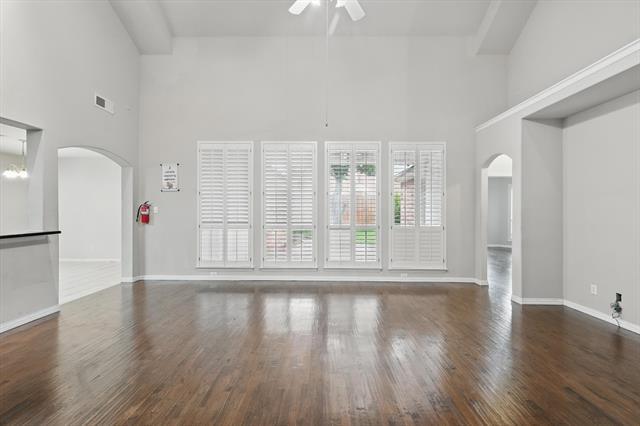 Building Photo - 7309 Alandale Dr