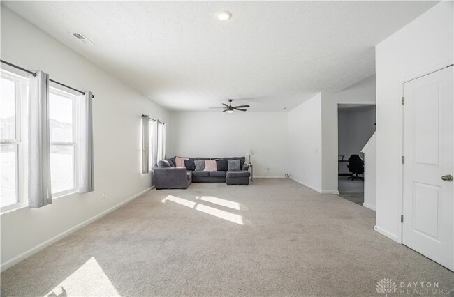 Building Photo - 1018 Redwood Rd