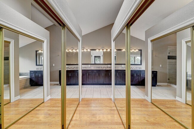 Building Photo - 3369 S Tulare Ct