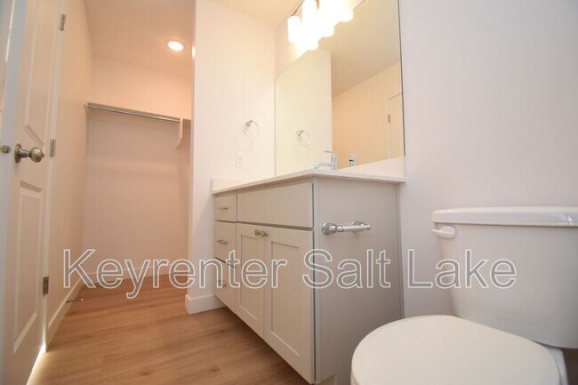 Building Photo - 4479 S 500 E