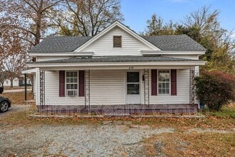 Building Photo - 210 S Elm Ave