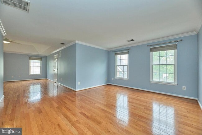 Building Photo - 2859 Cherry Branch Ln