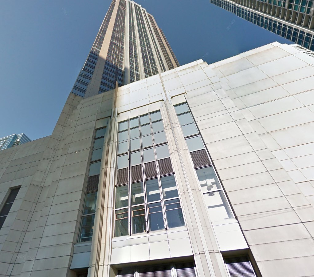 Building Photo - 512 N McClurg Ct