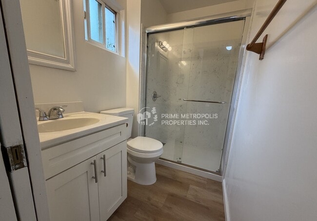 Building Photo - 999 31st St