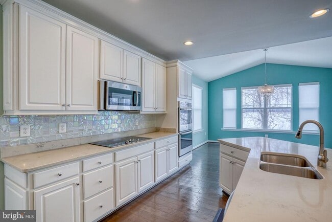 Building Photo - 101 Beaufort Ct