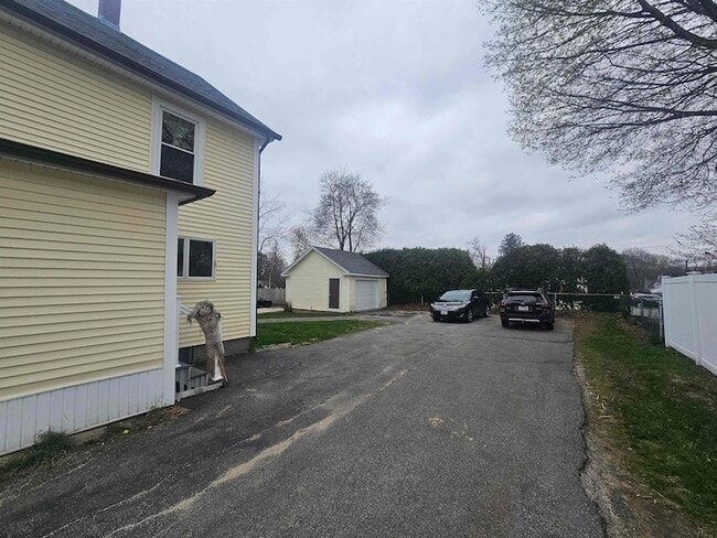 Building Photo - 50 Park St